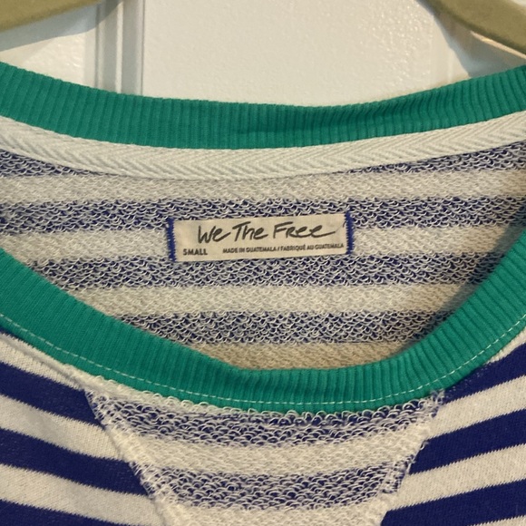 Free People sweatshirt - Picture 3 of 3